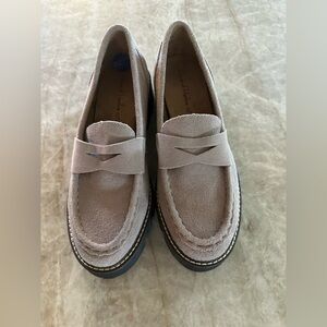 House of Harlow 1960 Gunner Women’s Suede Leather Loafers Lug Sole size 8.5